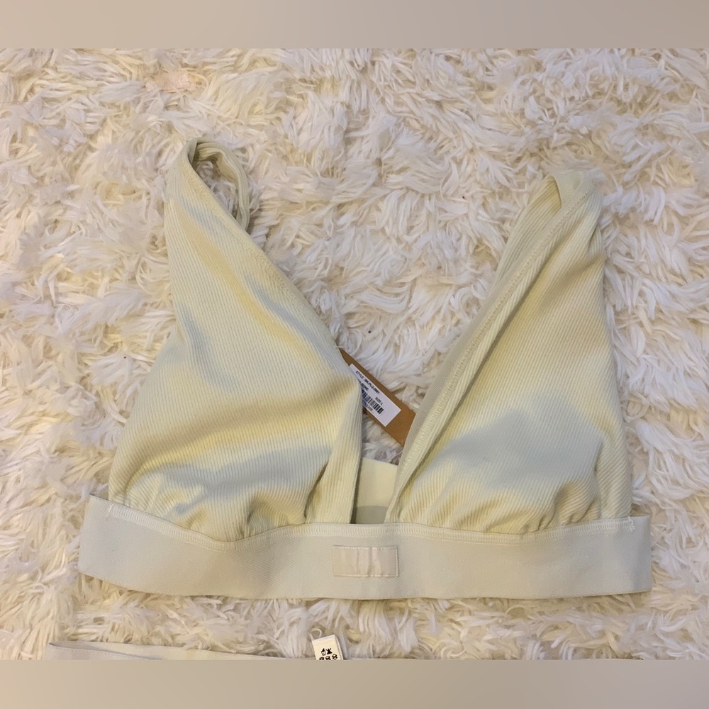 Skims | Bra *NWT | Large | Cream